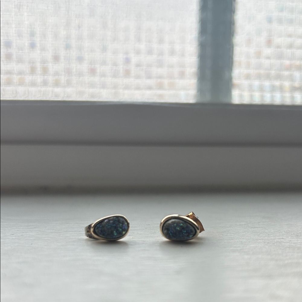 Elegant Blue/purple Stone Earrings - Picture 11 of 11